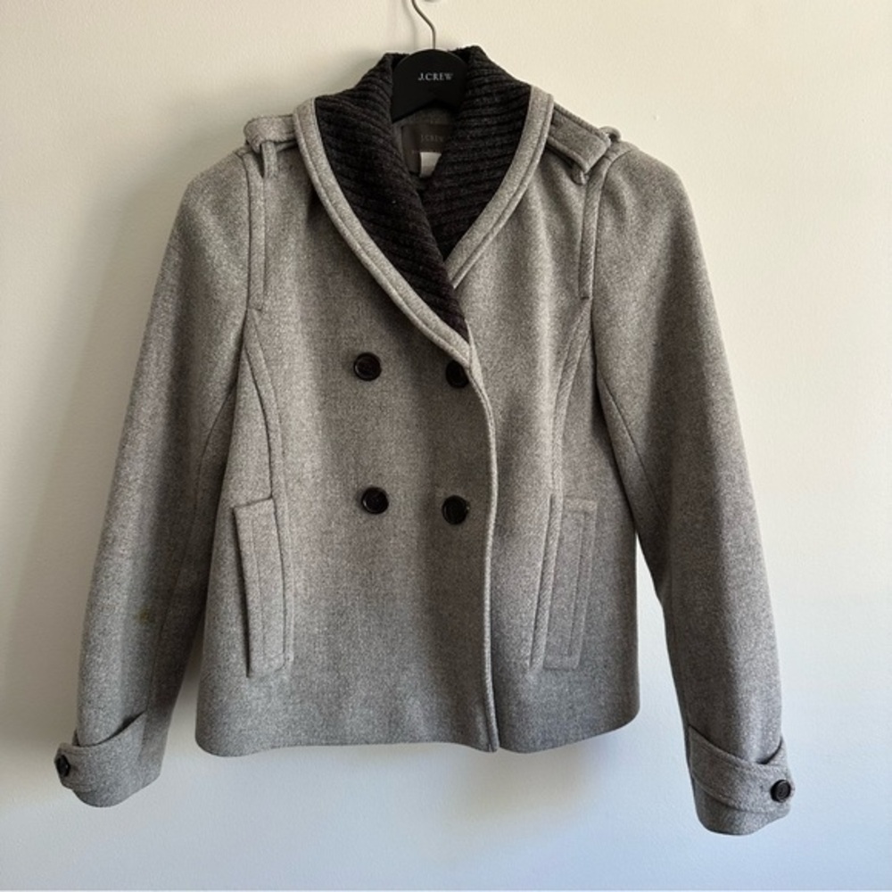 NFS.  J crew stadium cloth by nello gori peacoat in gray, size 4, wool blend